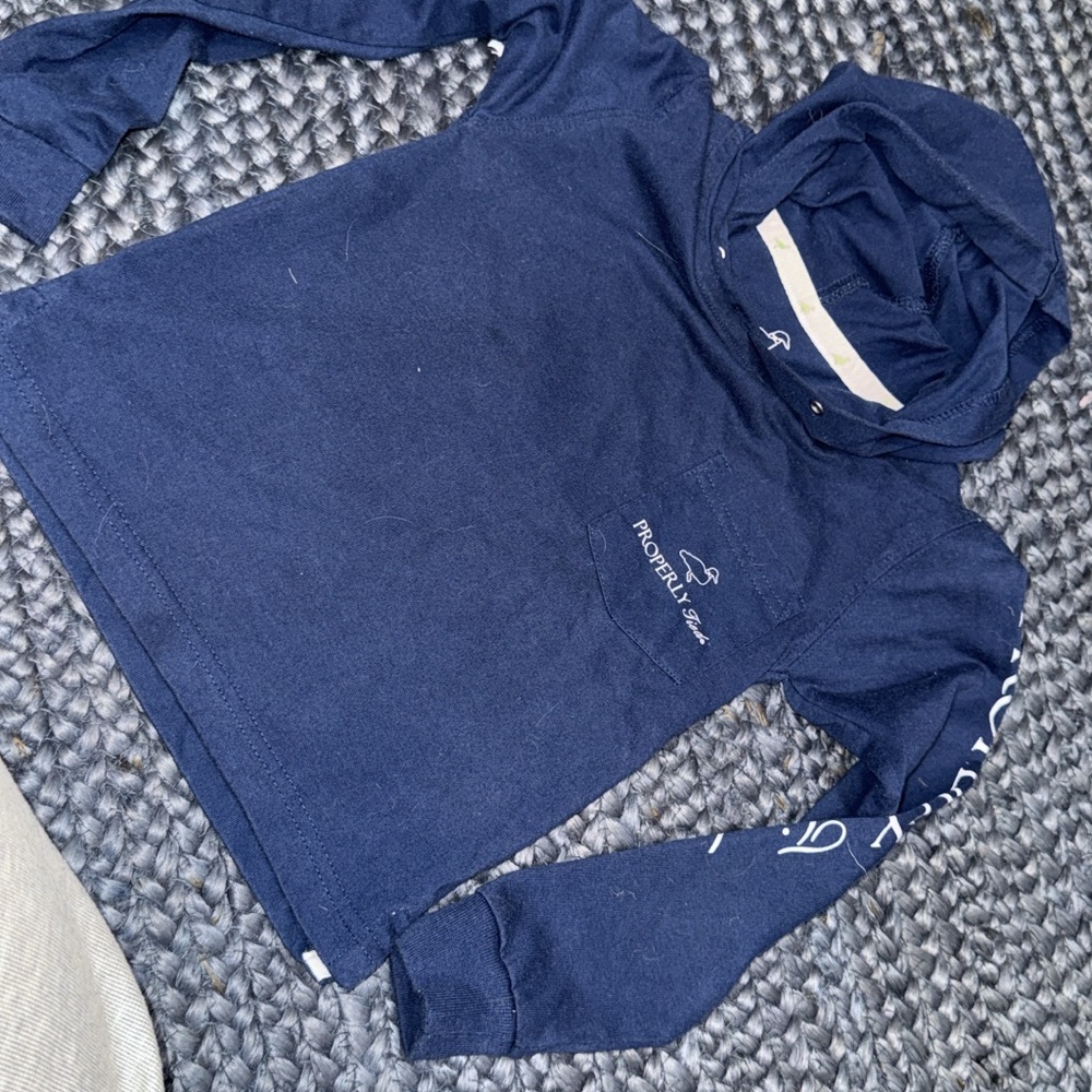 Properly tide hooded long sleeve tshirt